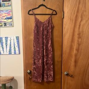 Lucky Brand women’s pink velvet midi dress with slits at the bottom. Size small